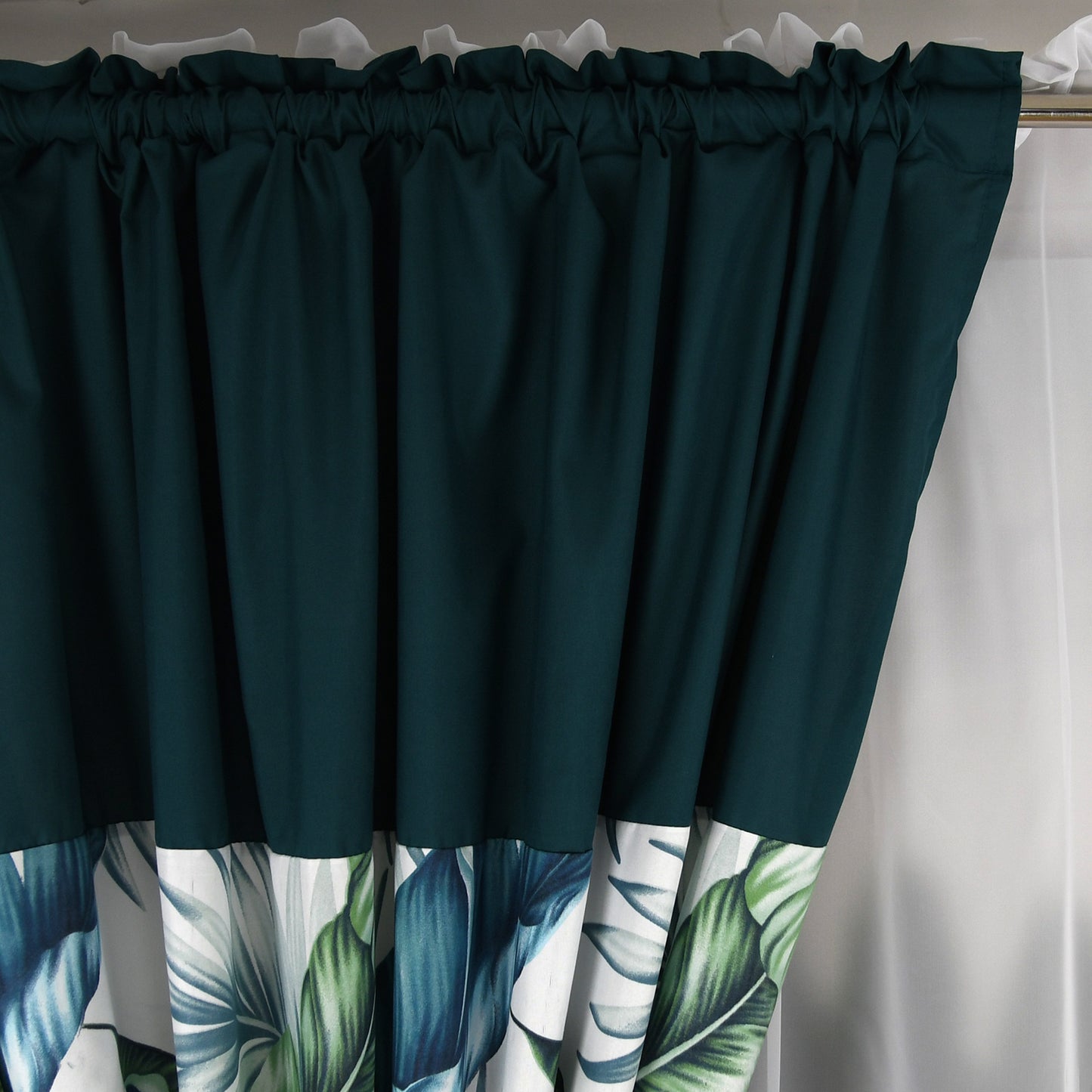 RANDY set of curtains with blue-green leaves image 2