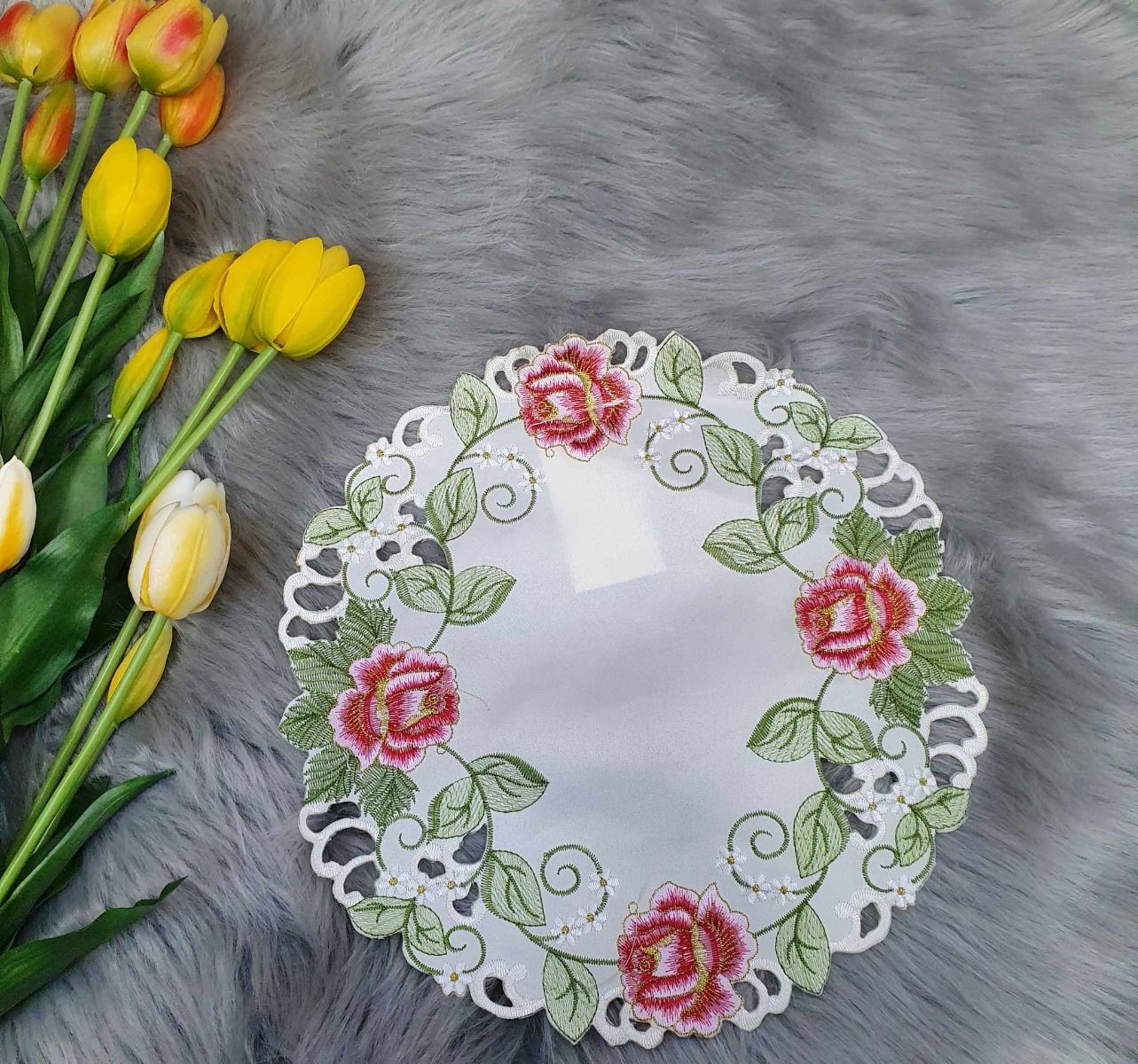 Amaizing Uniquely Embroidered Doilie Doily Napkin with a Rose Theme SIZE: 30cm image 2