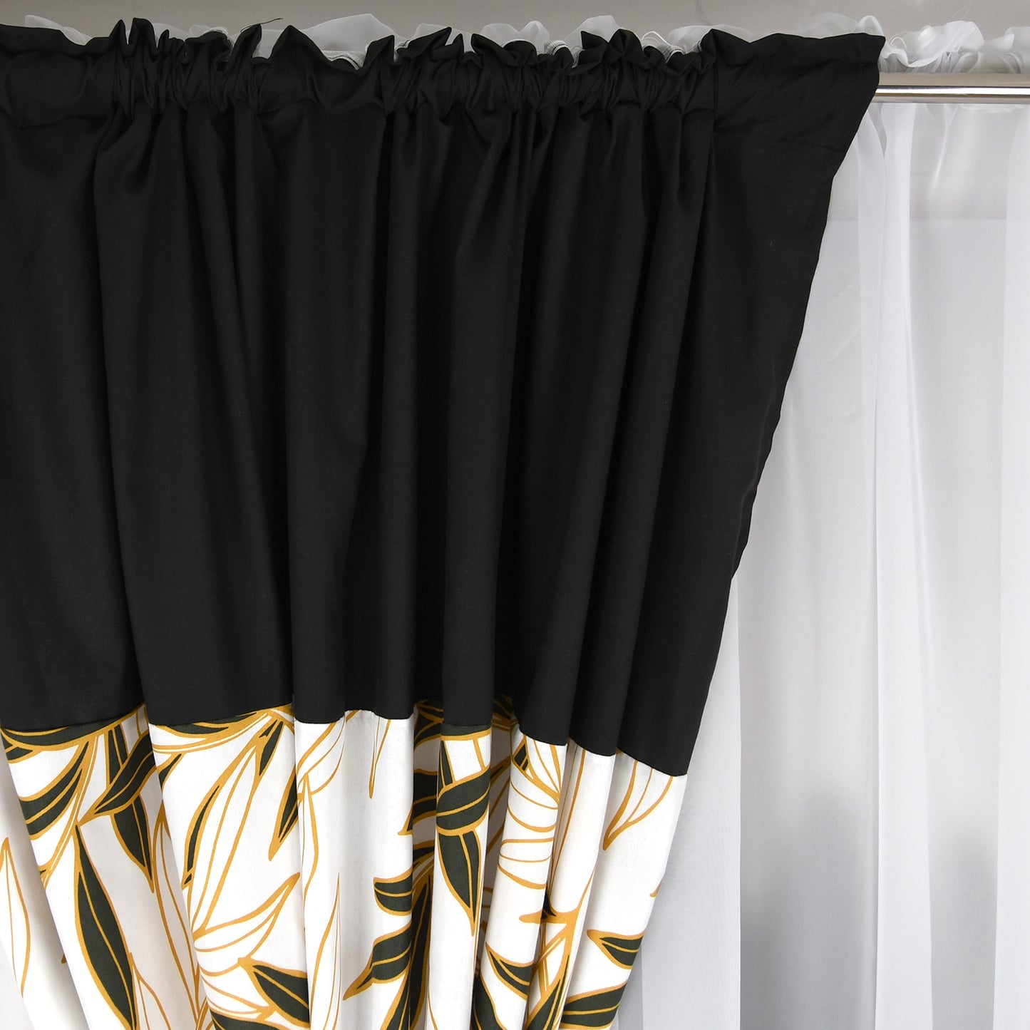 RANDY set of curtains with black and yellow leaves image 2