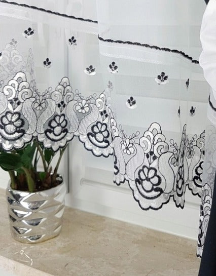 ,,Luna" Curtain with decorative lambrequin - black image 4
