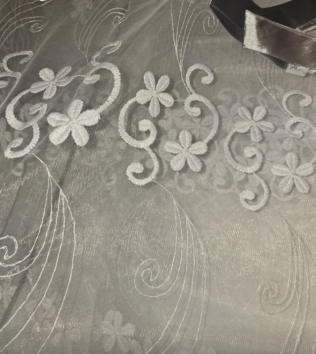 Spring Tulle Curtain Embroidered with Raluka flowers image 4