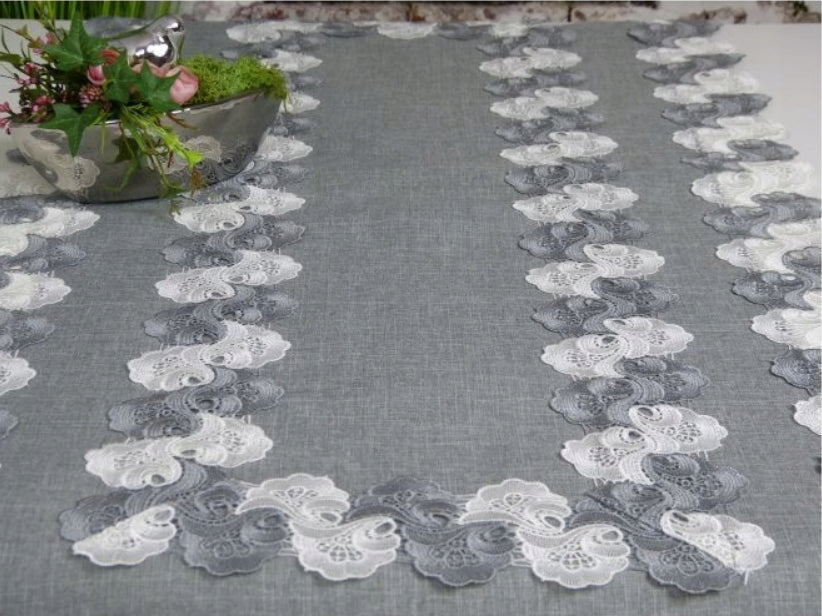 Guipure table gray runners made entirely of lace . image 3
