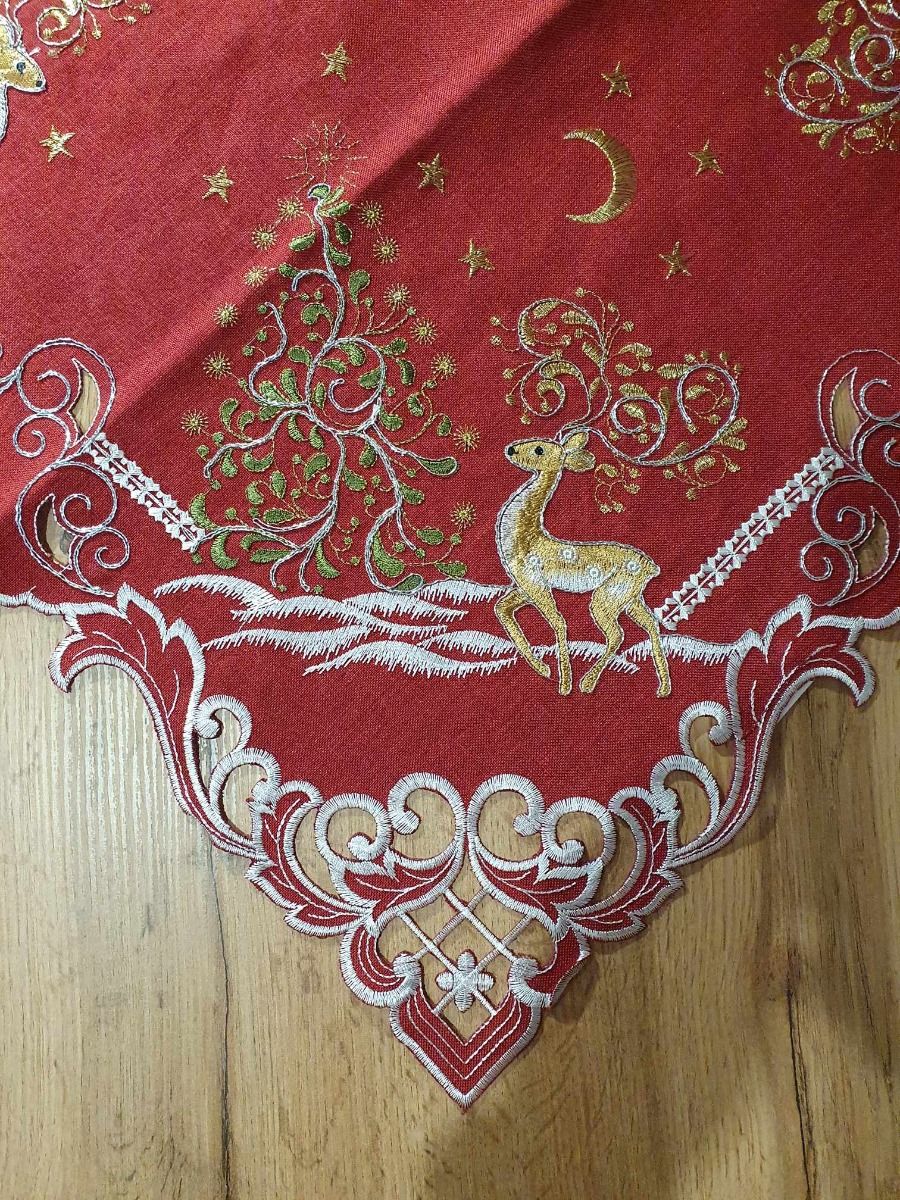 TABLECLOTH Christmas Reindeer  - Table Runner - Red image 3