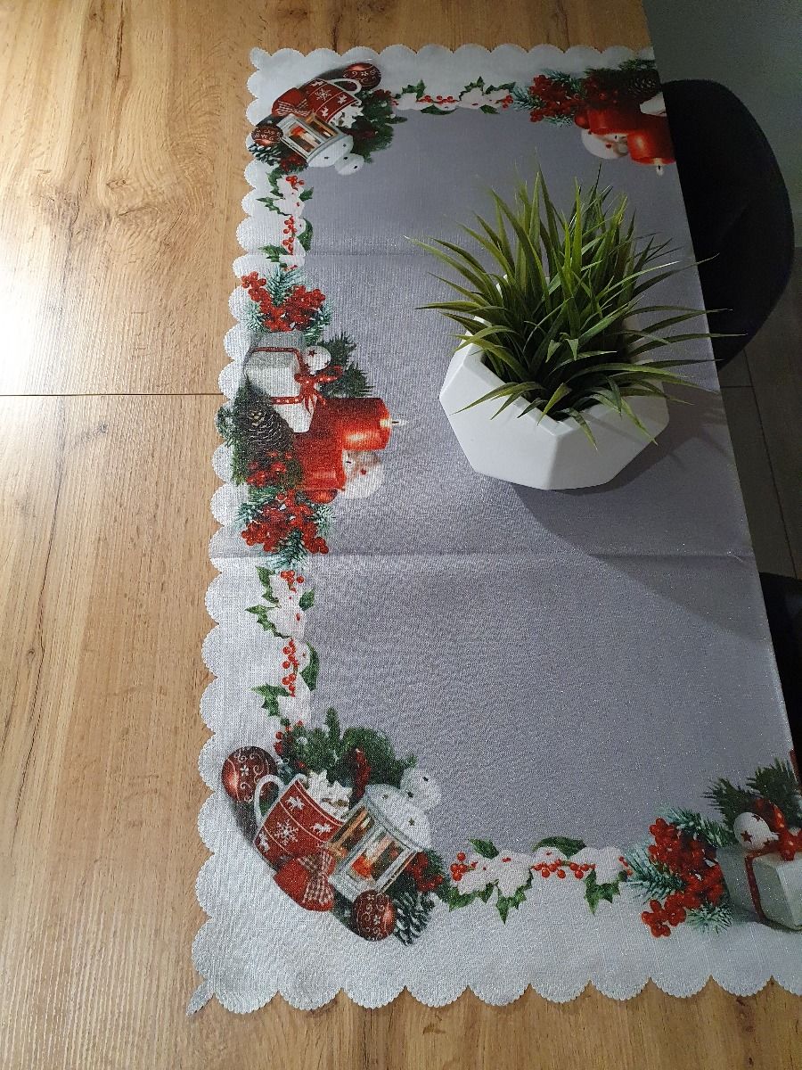 MAGIC OF CHRISTMAS - napkin Christmas decoration with a candle image 1