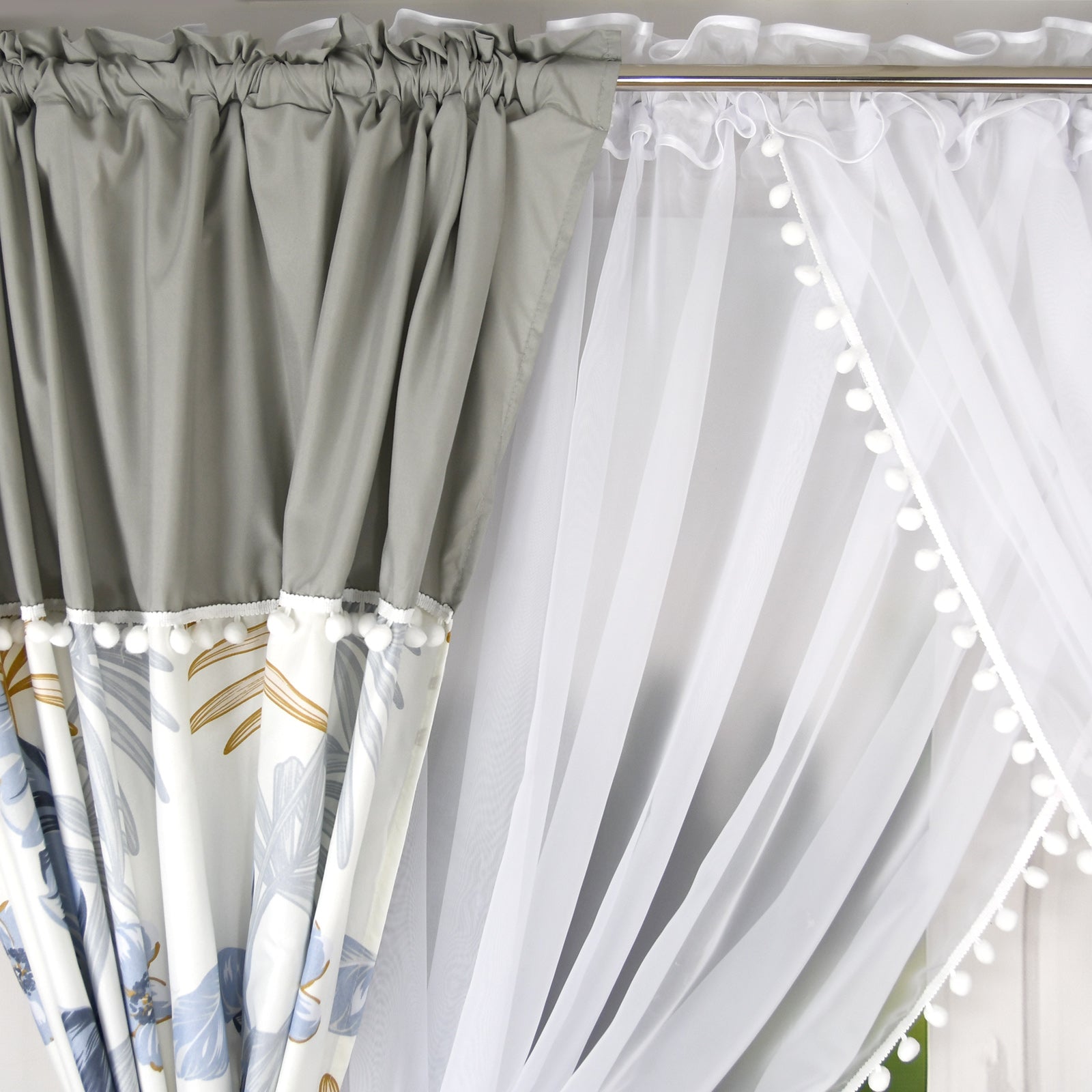 ESTONIA set of curtains with grey leaves with pompoms image 2