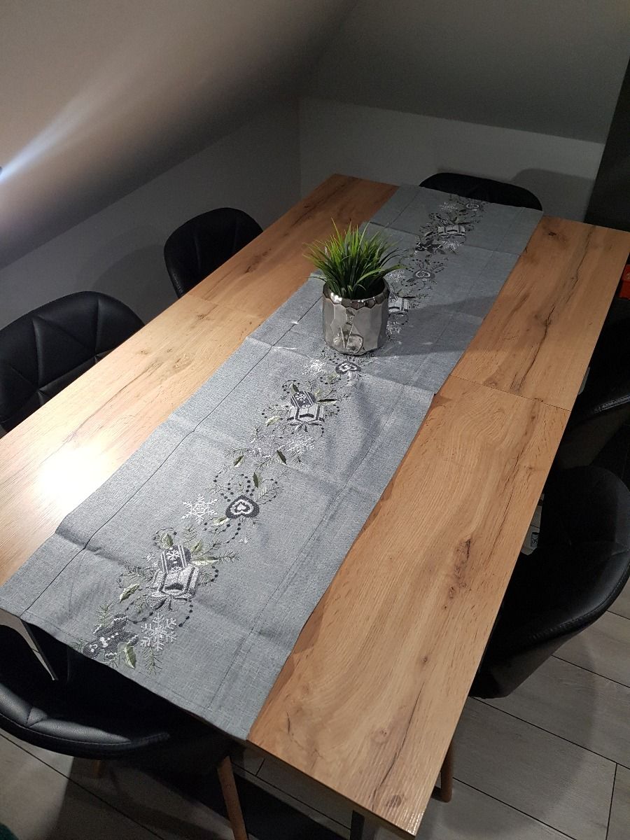 Embroidered Christmas table runner Style 2 image 2